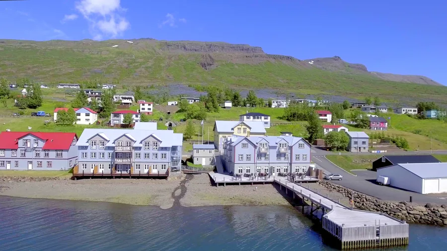 Fosshotel Eastfjords exterior