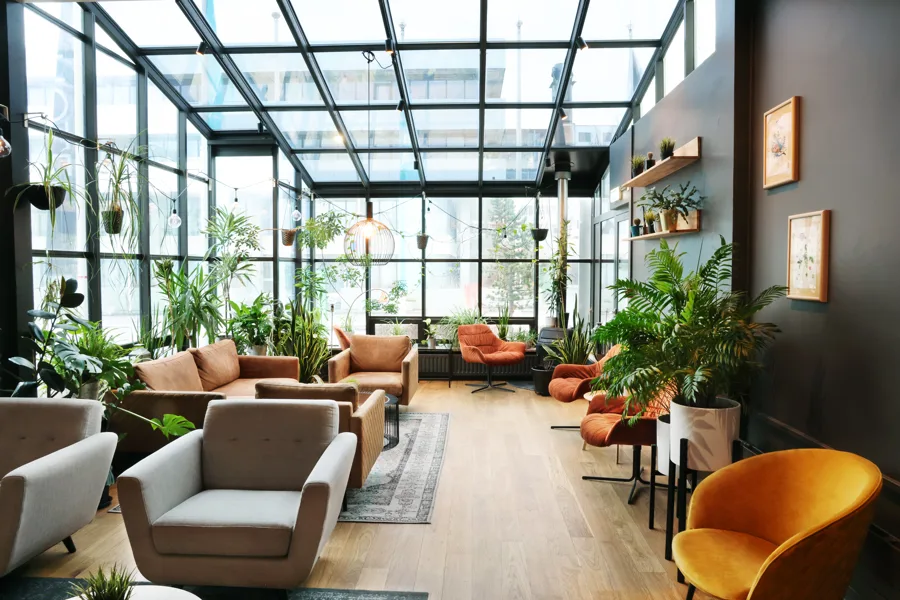 Fosshotel Lind Reception 
