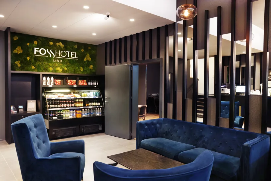 Fosshotel Lind Reception 